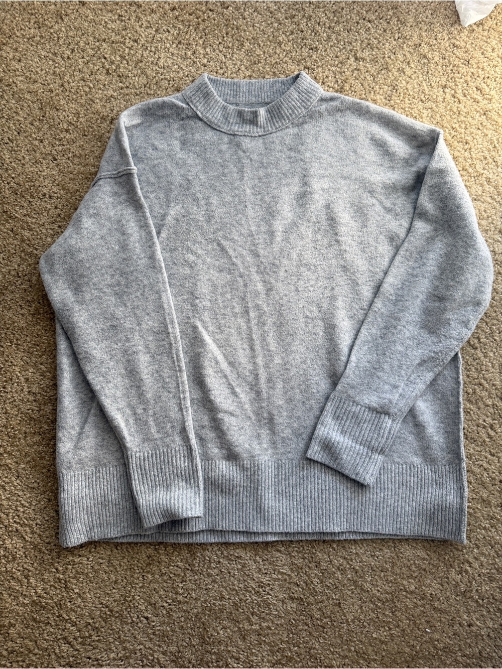aerie Heather Gray Crewneck Pullover Sweater